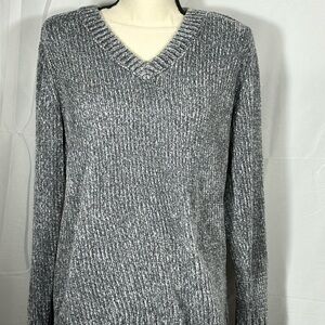 Orvis Gray V-Neck‎ Sweater with Ribbed Knit, size Medium